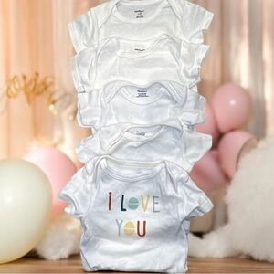 Carter’s Baby’s Bundle of 5 Onesies GUC Sale